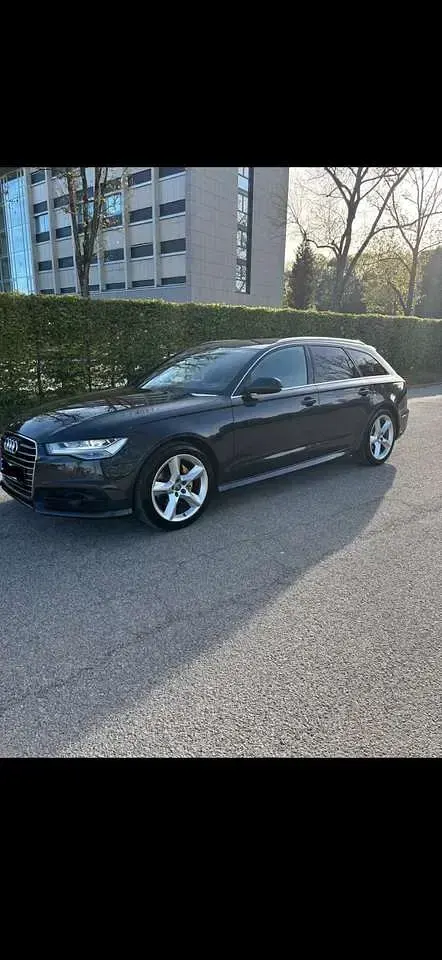 Gebraucht Audi A6 Ambiente 190 PS (139 kW) 2017 Silber Kombi