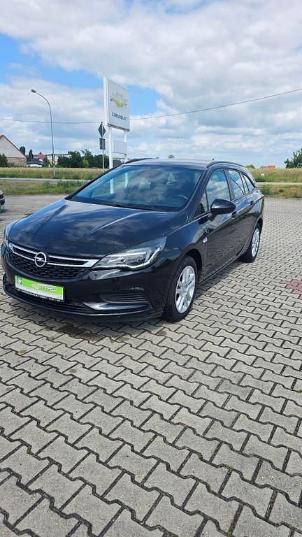 Schwarz Gebraucht 2016 Opel Astra Edition Kombi | 6.888 € (Guter Preis) - Bild 1/4