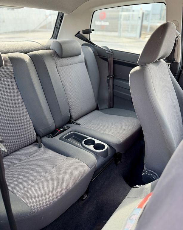 Gebraucht VW Fox Basis 54 PS (39 kW) 2007 Grau Kleinwagen