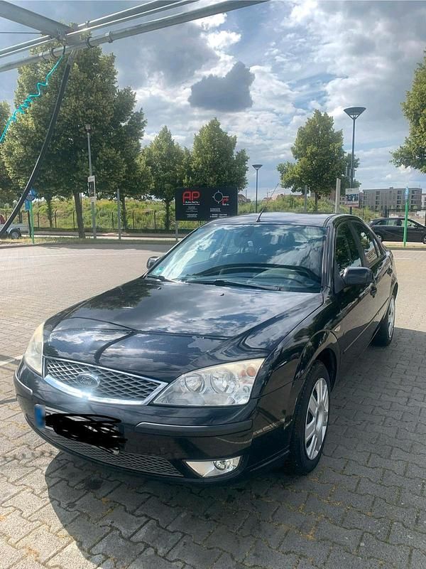Gebraucht Ford Mondeo 125 PS (91 kW) 2005 Schwarz Kombi