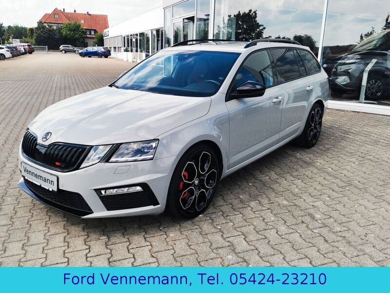 Grau Gebraucht 2020 Skoda Octavia RS Kombi | 27.990 € (Fairer Preis) - Bild 1/4