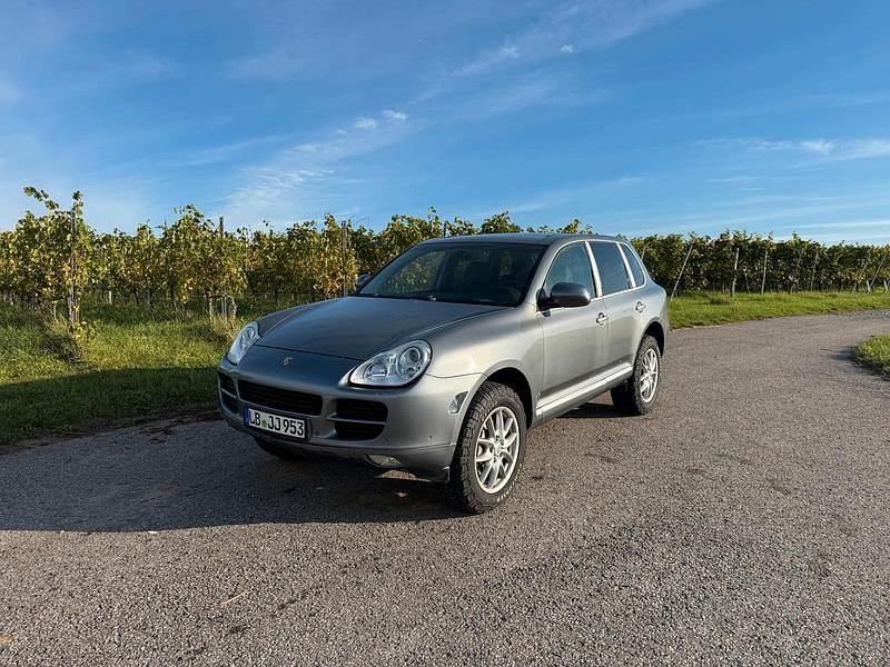 Grau Gebraucht 2003 Porsche Cayenne S SUV | 4.499 € (Fairer Preis) - Bild 1/4
