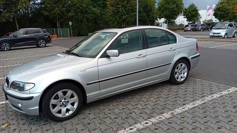 Gebraucht 2005 BMW 316 Lifestyle Limousine | 950 € (Superpreis) - Bild 1/4