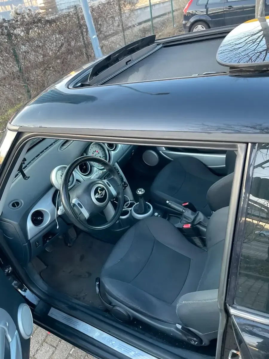 Occasion Mini ONE 95 PK (69 kW) 2005 Zwart Hatchback