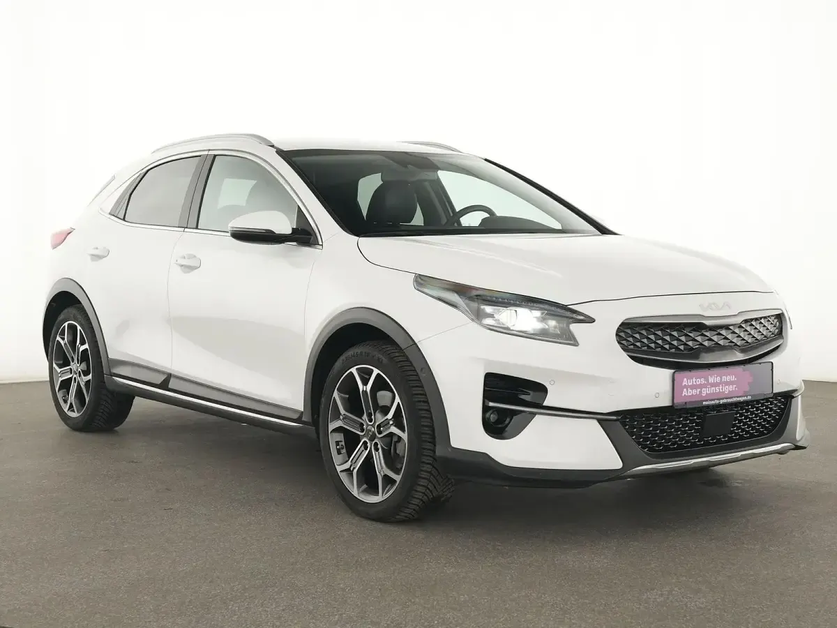 Gebraucht Kia XCeed Vision 141 PS (103 kW) 2022 Deluxeweiss SUV