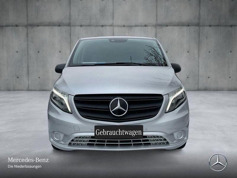 Gebraucht Mercedes Vito 190 PS (139 kW) 2021 Silber Van
