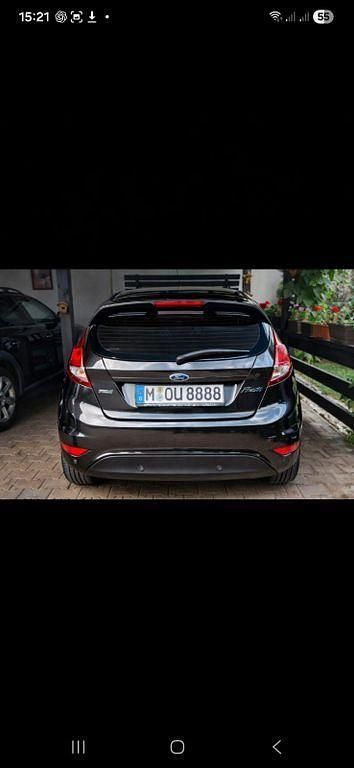 Gebraucht Ford Fiesta Celebration 101 PS (74 kW) 2016 Grau Kleinwagen