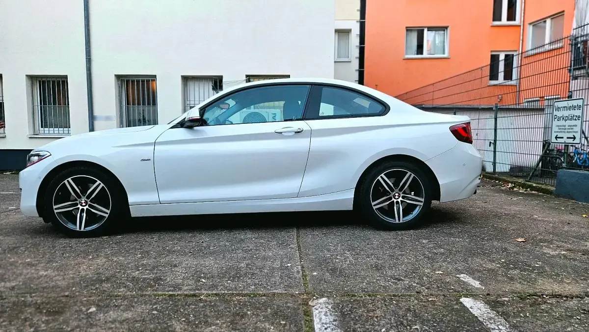 Gebraucht BMW 220 190 PS (139 kW) 2016 Weiß Coupé