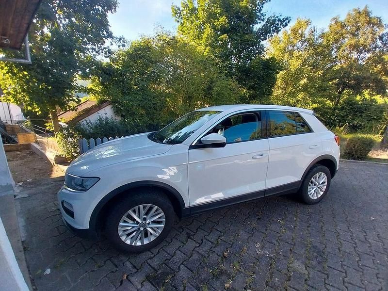 Weiß Gebraucht 2018 VW T-Roc SUV | 15.000 € (Guter Preis) - Bild 1/4