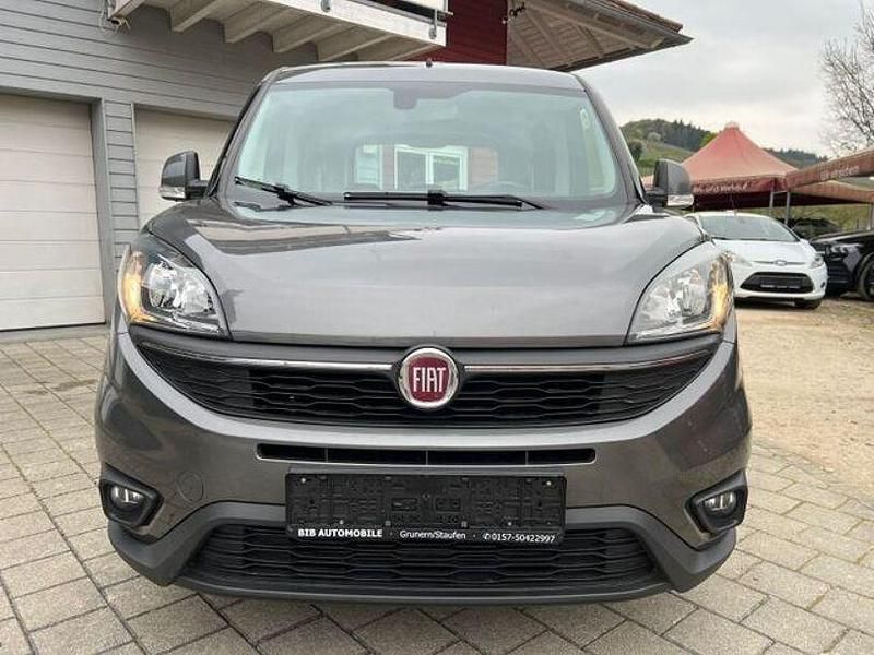 Gebraucht Fiat Doblò 120 PS (88 kW) 2022 Grau Van / Kleinbus