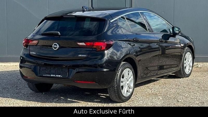 Gebraucht Opel Astra Innovation 150 PS (110 kW) 2017 Schwarz Limousine
