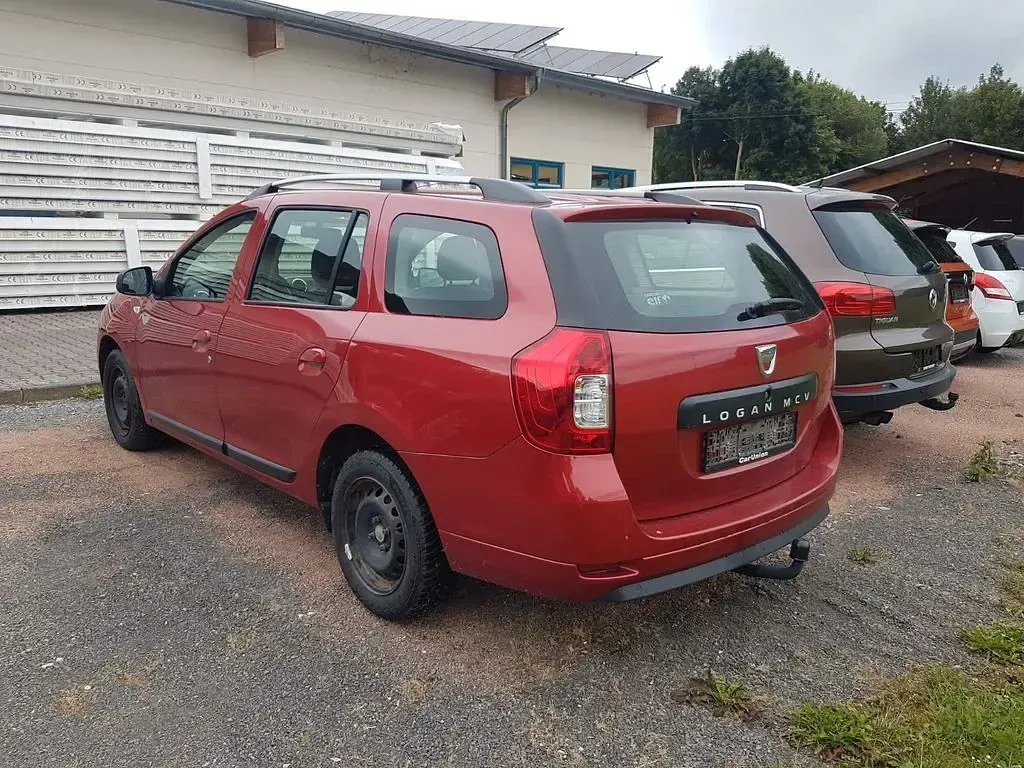 Gebraucht Dacia Logan 90 PS (66 kW) 2016 Rot Limousine