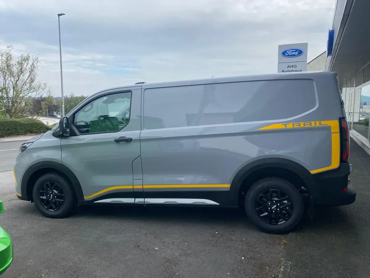 Neu Ford Transit Custom 170 PS (125 kW) 2026 Grey matter grau Van