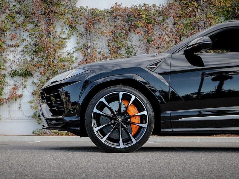 Gebraucht Lamborghini Urus 650 PS (478 kW) 2021 Schwarz SUV