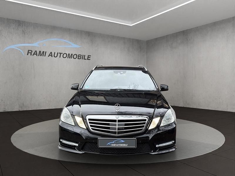 Gebraucht Mercedes E500 AMG line 408 PS (300 kW) 2012 Schwarz Kombi