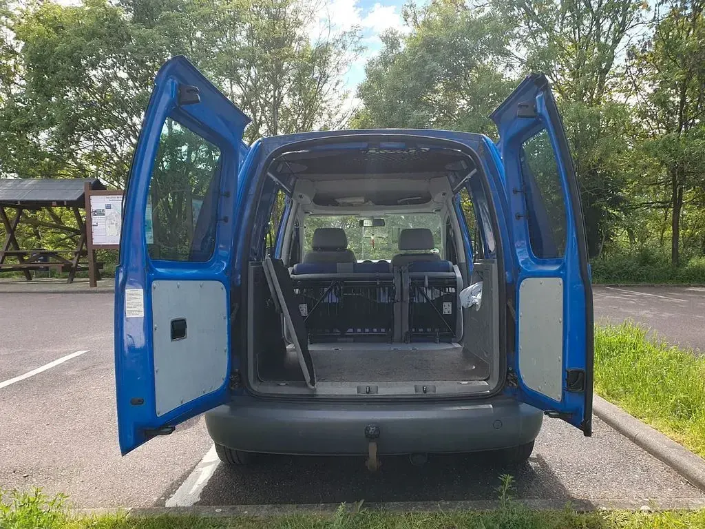 Używany VW Caddy Life 105 KM (77 kW) 2005 Niebieski Minivan