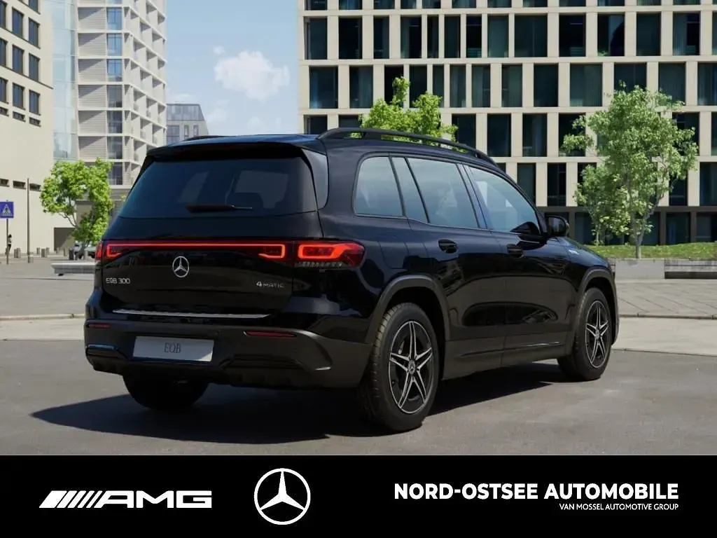 Gebraucht Mercedes EQB300 AMG 167 kW (228 PS) 2022 Nachtschwarz uni SUV