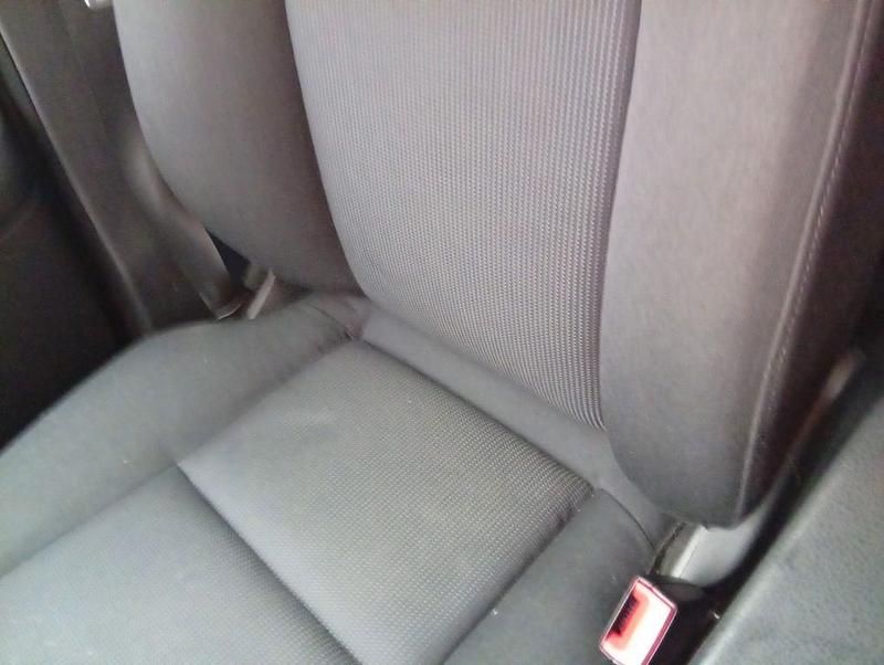 Gebraucht Mercedes C200 136 PS (100 kW) 2011 Silber Limousine