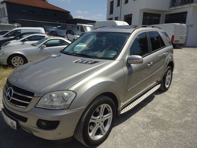 Silber Gebraucht 2007 Mercedes ML350 Sport SUV | 5.990 € (Superpreis) - Bild 1/4