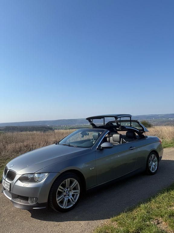 Gebraucht BMW 320 Cabriolet 170 PS (125 kW) 2008 Silber Cabrio