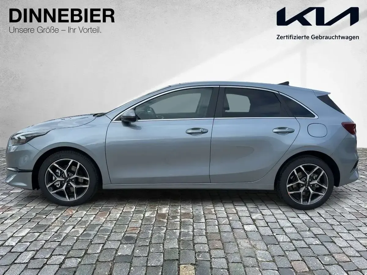 Nowe Kia Ceed Platinum 140 KM (102 kW) 2025 Srebrny Hatchback