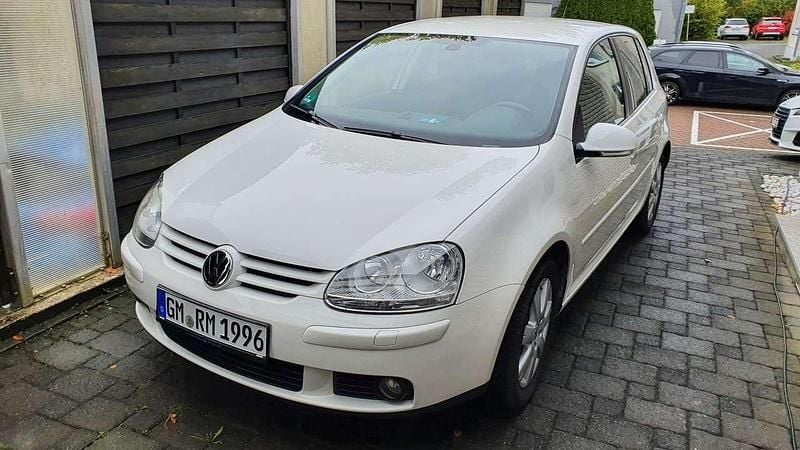 Weiß Gebraucht 2008 VW Golf VI United Kleinwagen | 3.799 € (Guter Preis) - Bild 1/4