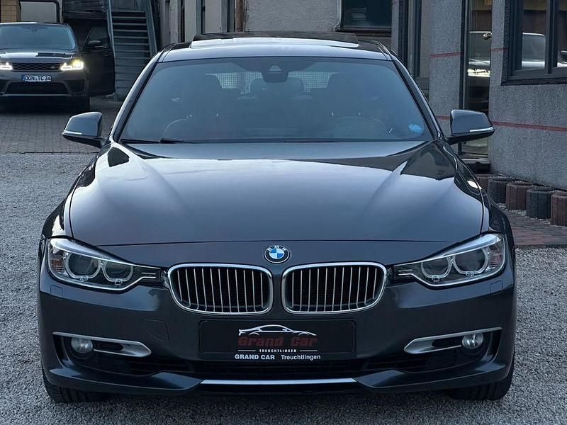 Gebraucht BMW 330 258 PS (189 kW) 2013 Mineralgrau metallic Kombi