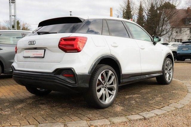 Gebraucht Audi Q2 S-Line 150 PS (110 kW) 2022 Weiß SUV