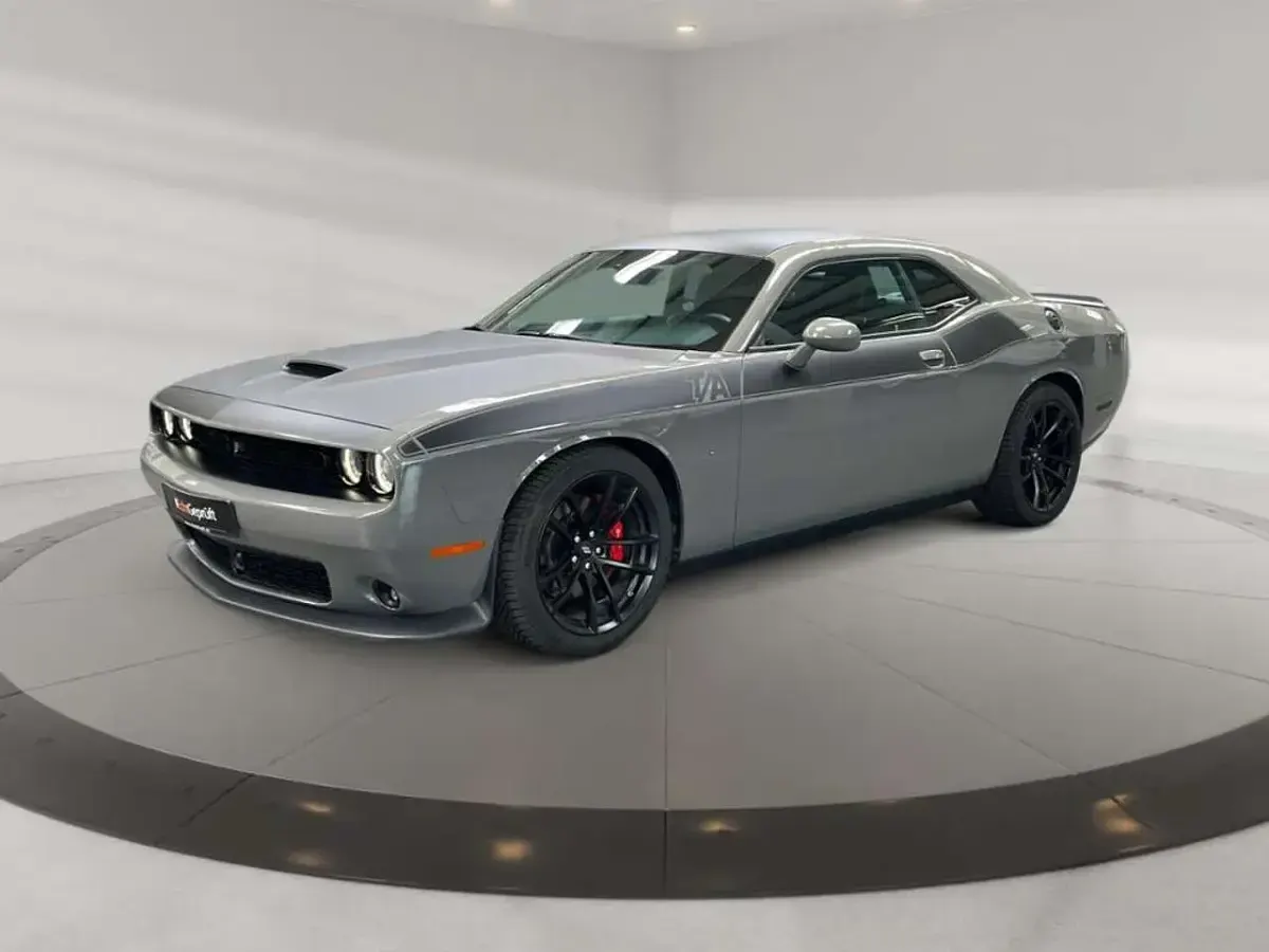 Gebraucht Dodge Challenger 377 PS (277 kW) 2025 Grau Coupé
