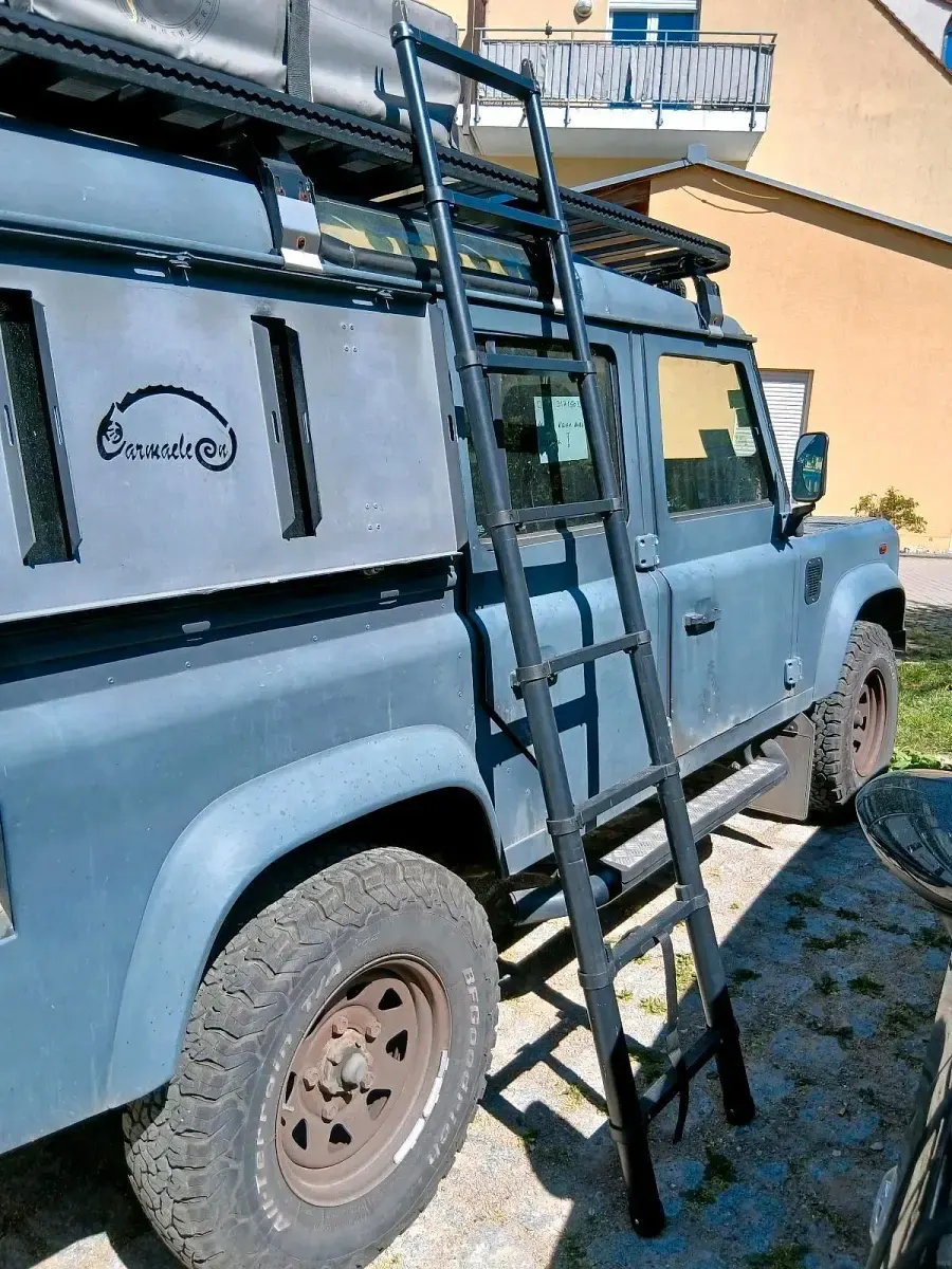 Gebraucht Land Rover Defender 122 PS (89 kW) 2000 Grau SUV