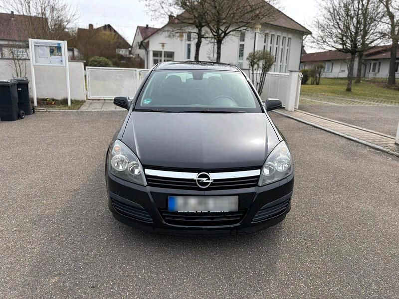 Gebraucht Opel Astra 105 PS (77 kW) 2006 Schwarz Kleinwagen