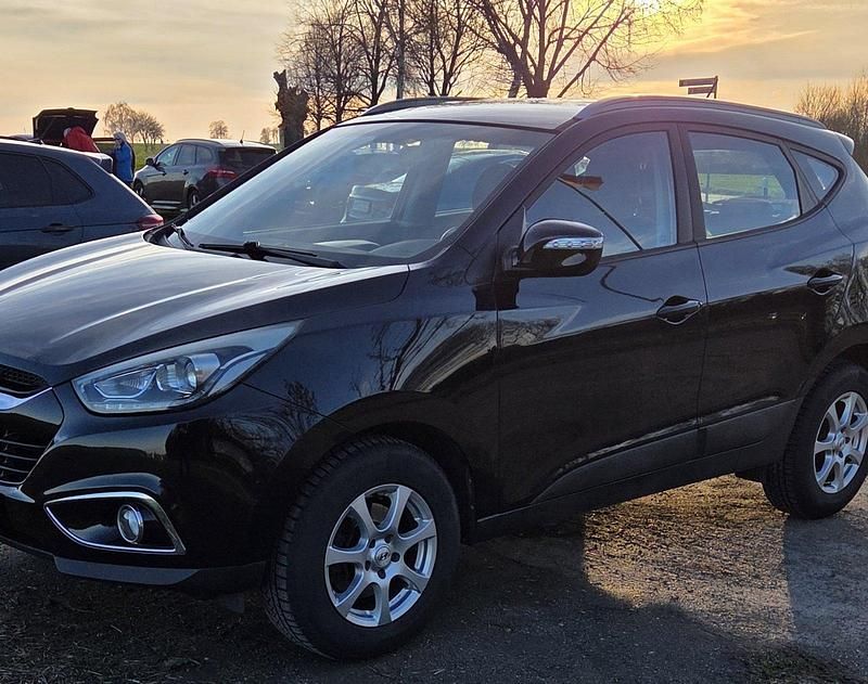 Gebraucht Hyundai ix35 135 PS (99 kW) 2015 Schwarz SUV
