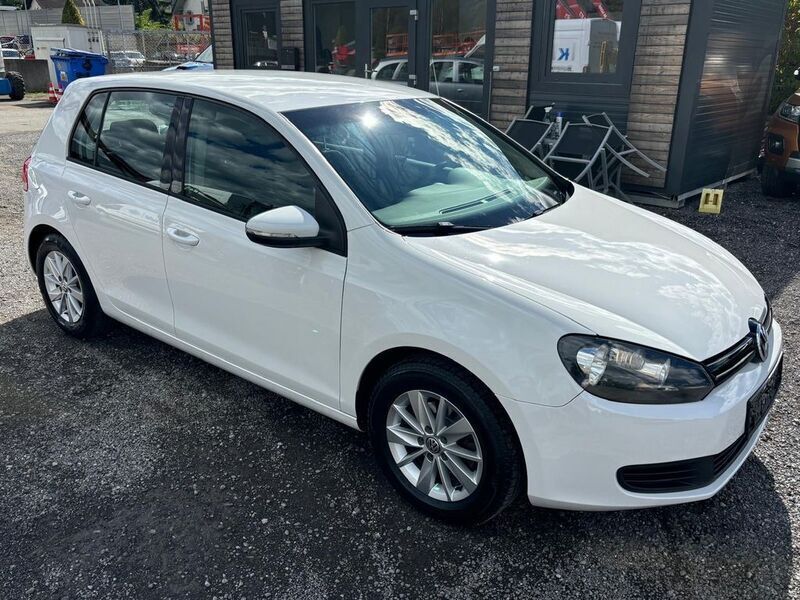 Gebraucht VW Golf VI Trendline 105 PS (77 kW) 2012 Weiß Kleinwagen