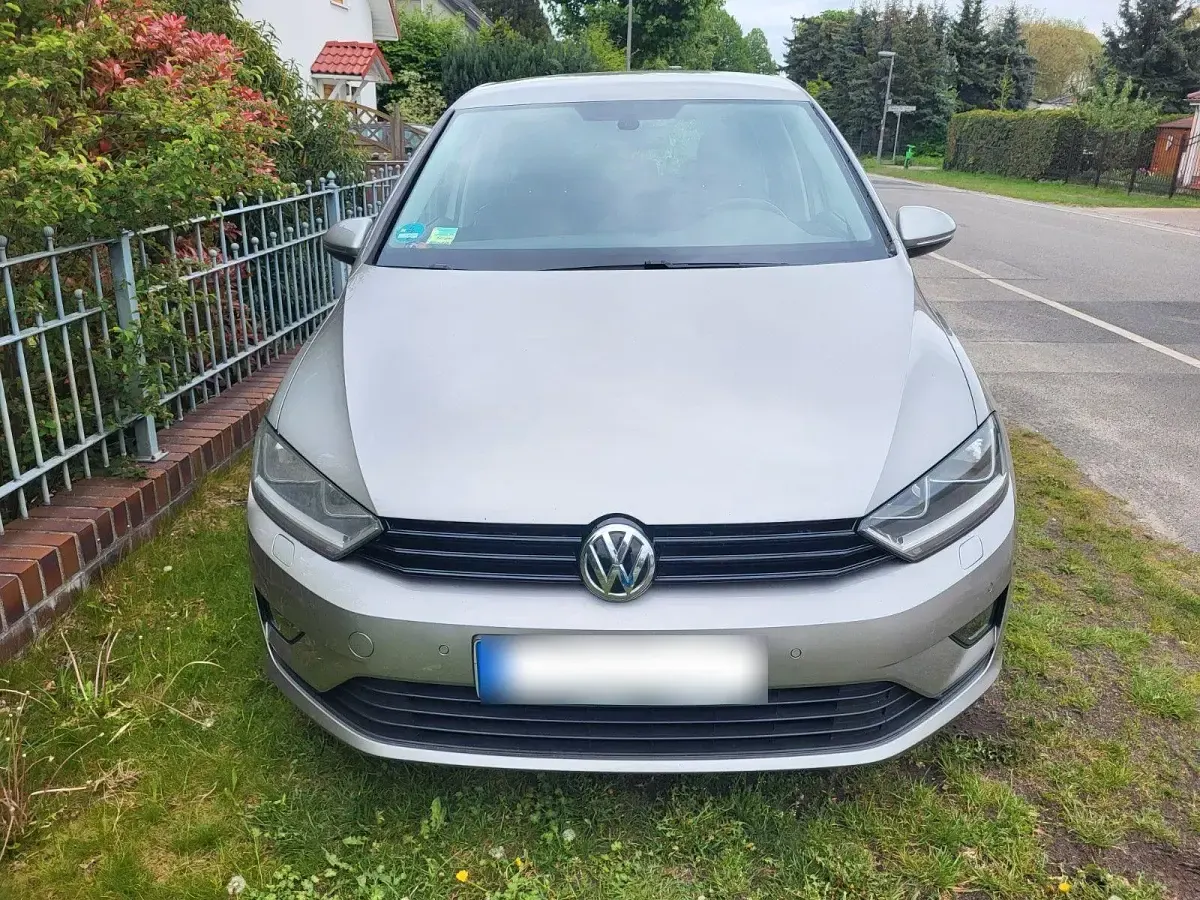 Gebraucht VW Golf Sportsvan 110 PS (80 kW) 2014 Silber Van / Kleinbus