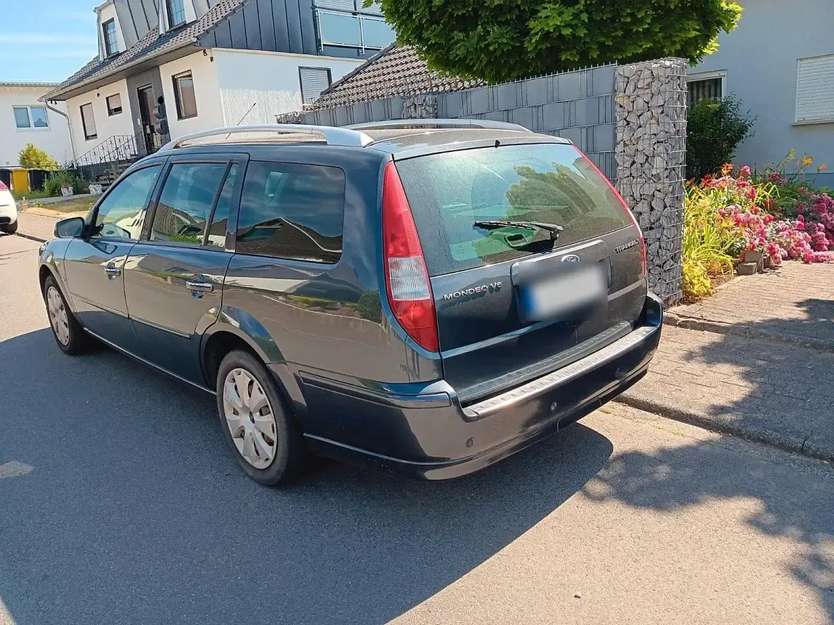 Gebraucht Ford Mondeo Titanium X 170 PS (125 kW) 2006 Grau Kombi