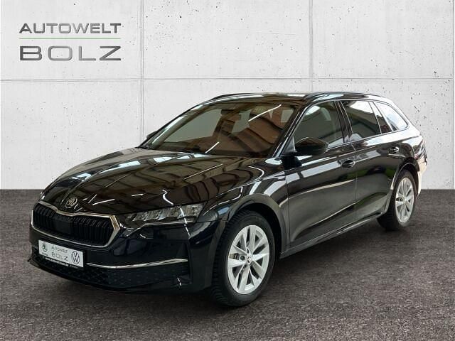 Schwarz Gebraucht 2024 Skoda Octavia Selection Kombi | 29.490 € (Superpreis) - Bild 1/4
