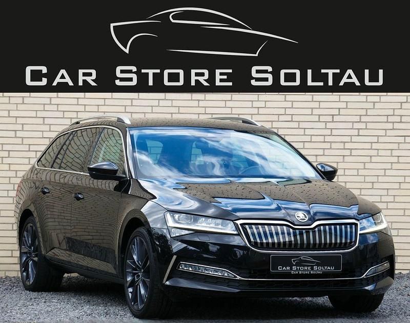 Black magic perleffekt Gebraucht 2021 Skoda Superb Style Kombi | 27.660 € (Etwas zu teuer) - Bild 1/4