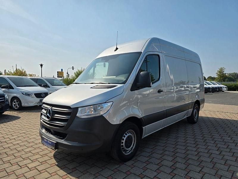 Silber Gebraucht 2022 Mercedes Sprinter Van | 26.700 € - Bild 1/4