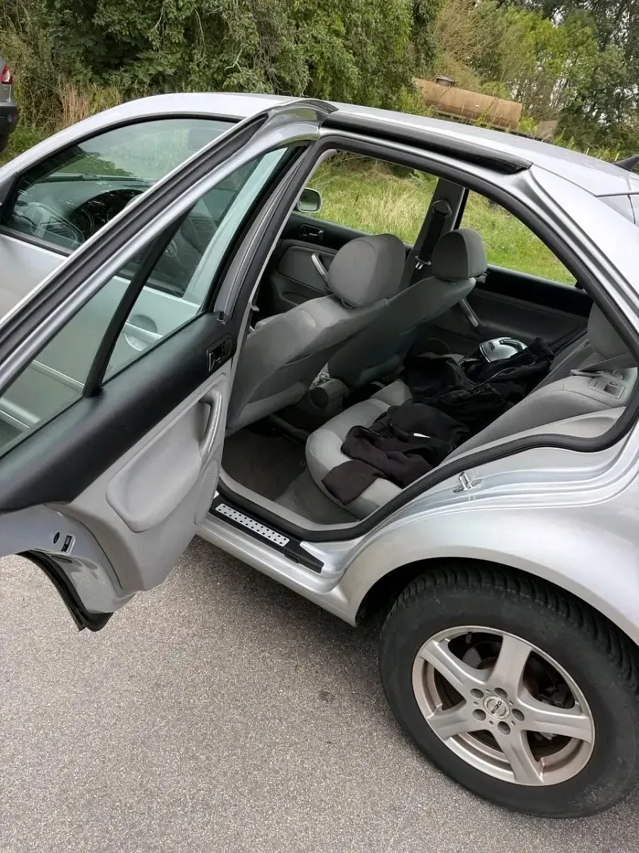 Gebraucht VW Bora 75 PS (55 kW) 2002 Grau Limousine