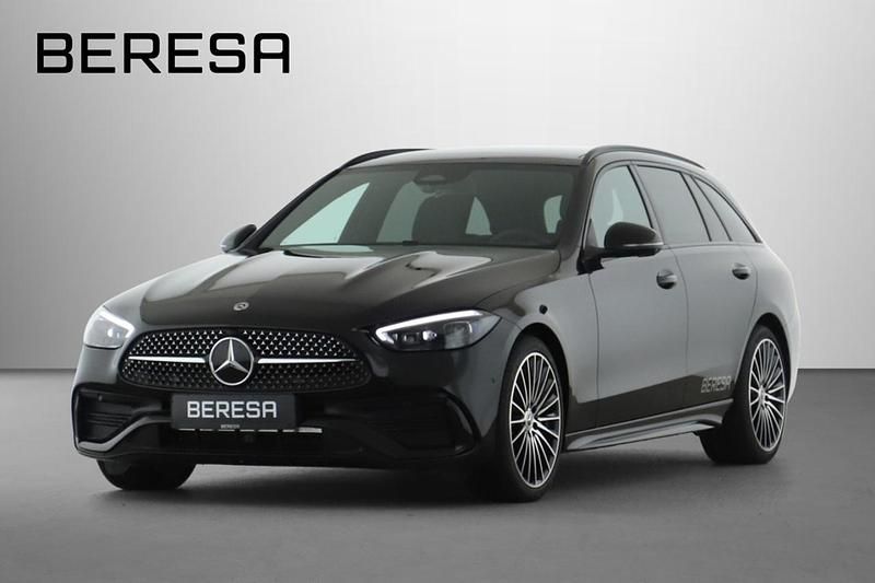 Metalliclack obsidianschwarz Gebraucht 2025 Mercedes C220 AMG Kombi | 59.950 € - Bild 1/4