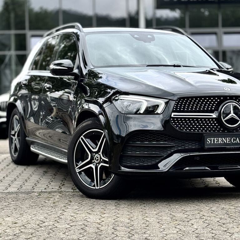 Obsidianschwarz Gebraucht 2020 Mercedes GLE400 AMG line SUV | 59.900 € (Guter Preis) - Bild 1/4