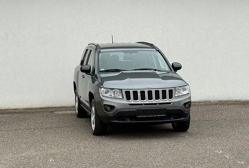 Grau Gebraucht 2012 Jeep Compass Limited SUV | 4.999 € (Guter Preis) - Bild 1/4