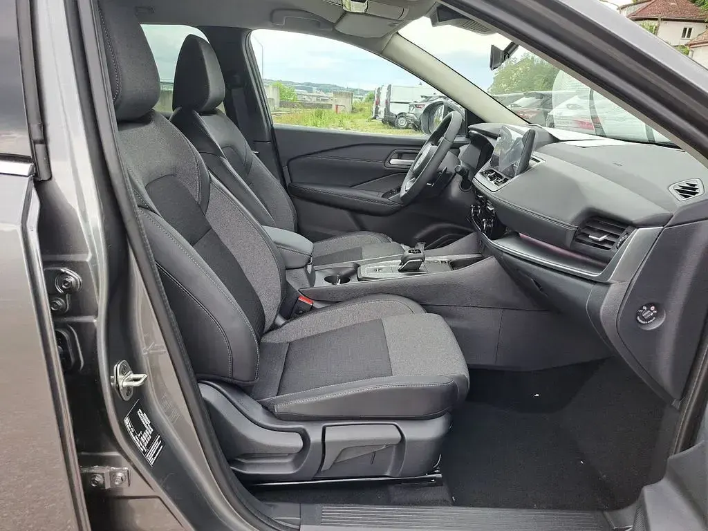 Gebraucht Nissan Qashqai N-Connecta 158 PS (116 kW) 2026 Grau SUV