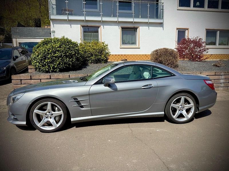 Gebraucht Mercedes SL550 AMG 435 PS (319 kW) 2013 Silber Cabrio