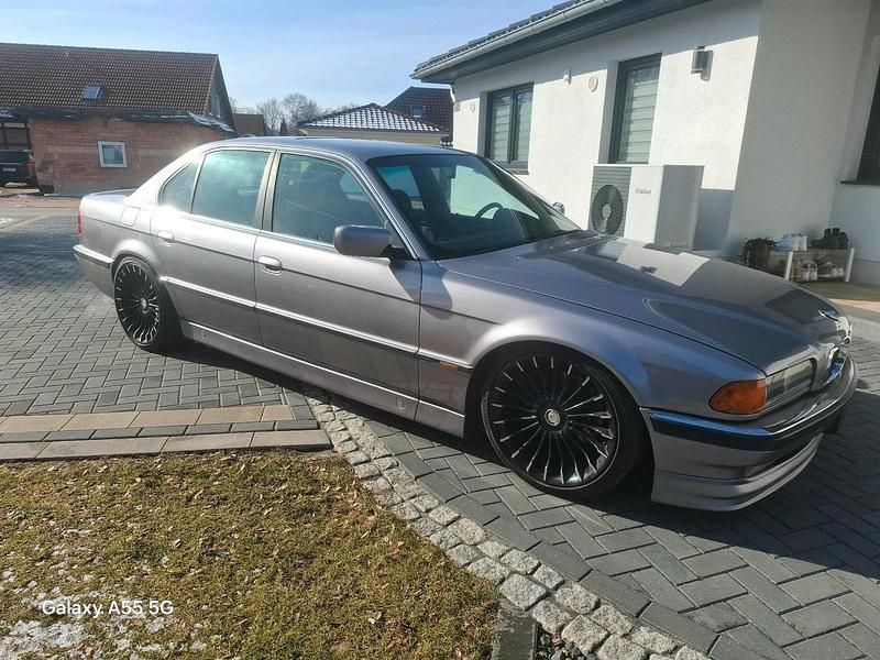 Gebraucht BMW 735 235 PS (172 kW) 1997 Grau Limousine