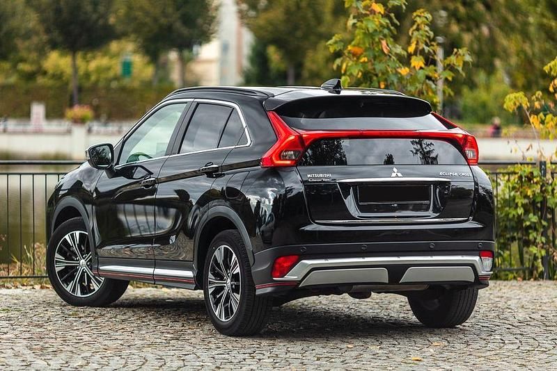 Gebraucht Mitsubishi Eclipse Cross Edition 163 PS (119 kW) 2018 Schwarz SUV