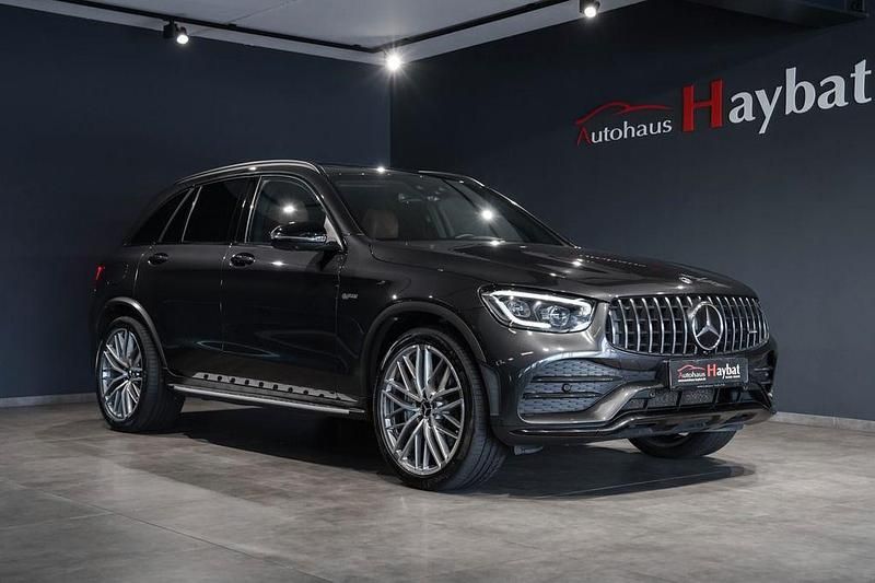 Grau Gebraucht 2020 Mercedes GLC43 AMG AMG SUV | 46.950 € (Fairer Preis) - Bild 1/4