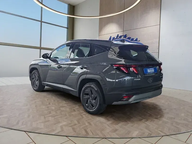 Neu Hyundai Tucson 239 PS (175 kW) 2026 Ecotronic gray SUV