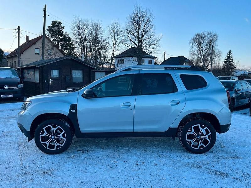 Gebraucht Dacia Duster Celebration 131 PS (96 kW) 2021 Grau SUV