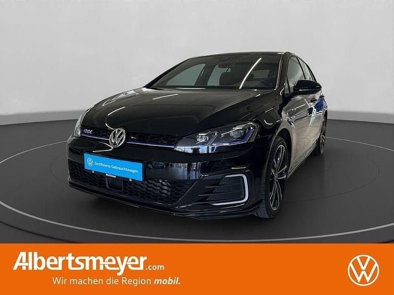 Schwarz Gebraucht 2020 VW Golf VII GTE Limousine | 19.999 € (Guter Preis) - Bild 1/4